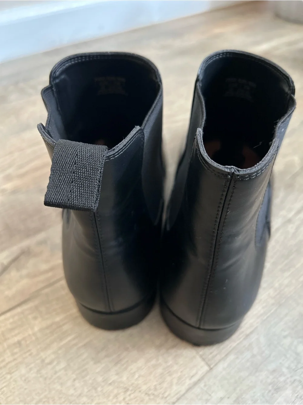 Zara Men’s Black Leather Chelsea Boots Size 42 (US 9)